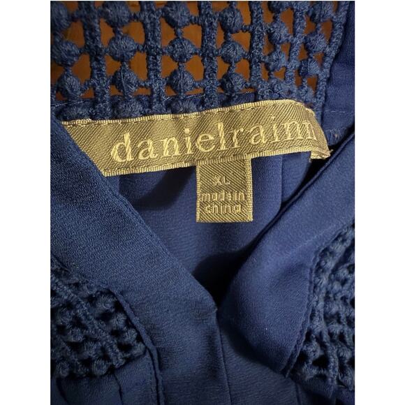 Daniel Rainn Women's Lace Detail Cap Sleeve Cobalt Blue Top Blouse SZ XL - Picture 3 of 6